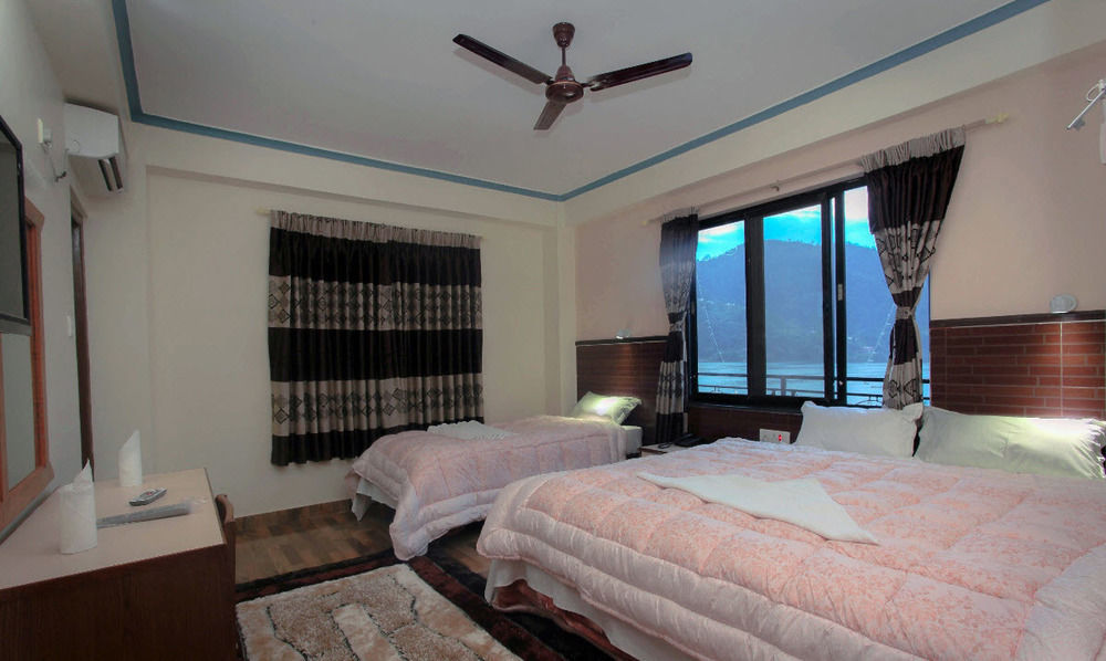 Hotel Adam Pokhara Eksteriør billede