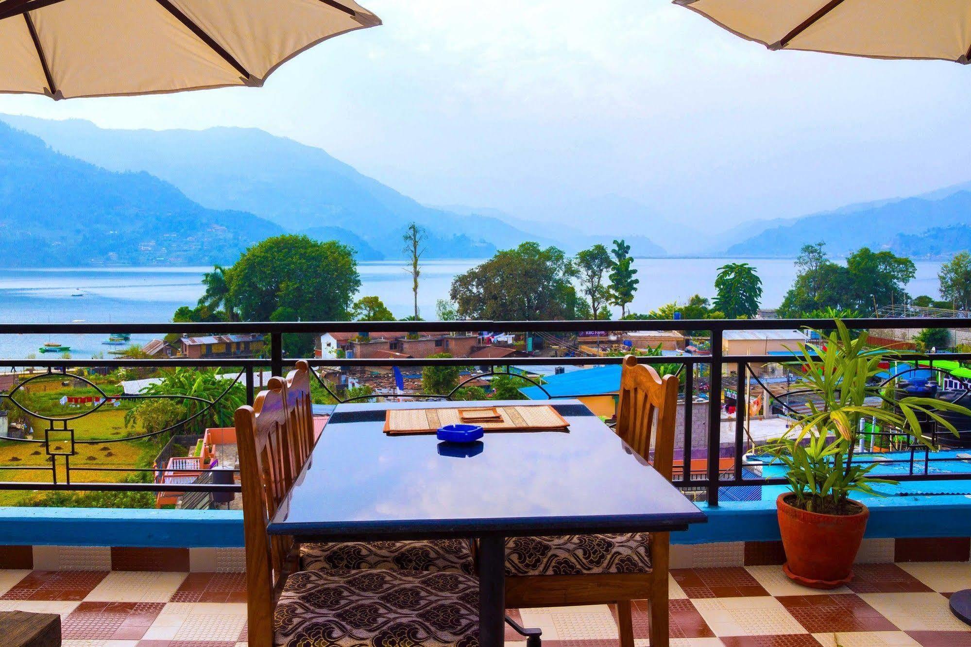 Hotel Adam Pokhara Eksteriør billede